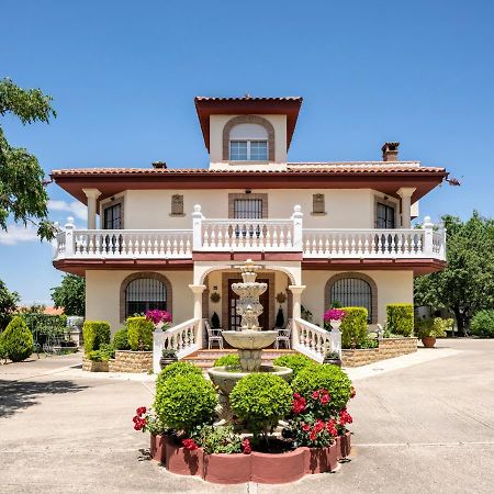 バエサ Vivienda Turistica Rural Mari Carmenヴィラ エクステリア 写真