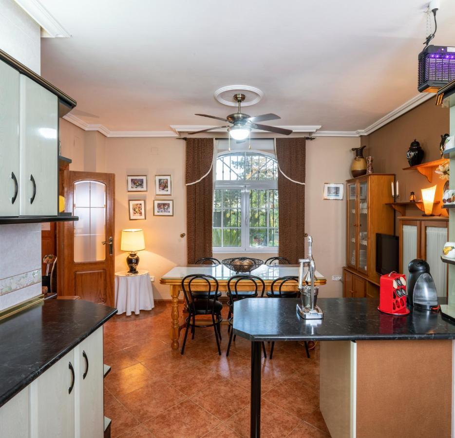 バエサ Vivienda Turistica Rural Mari Carmenヴィラ エクステリア 写真
